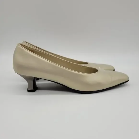 Salvatore Ferragamo Vintage Tortora Bone Calf Pumps - Size 8 AA